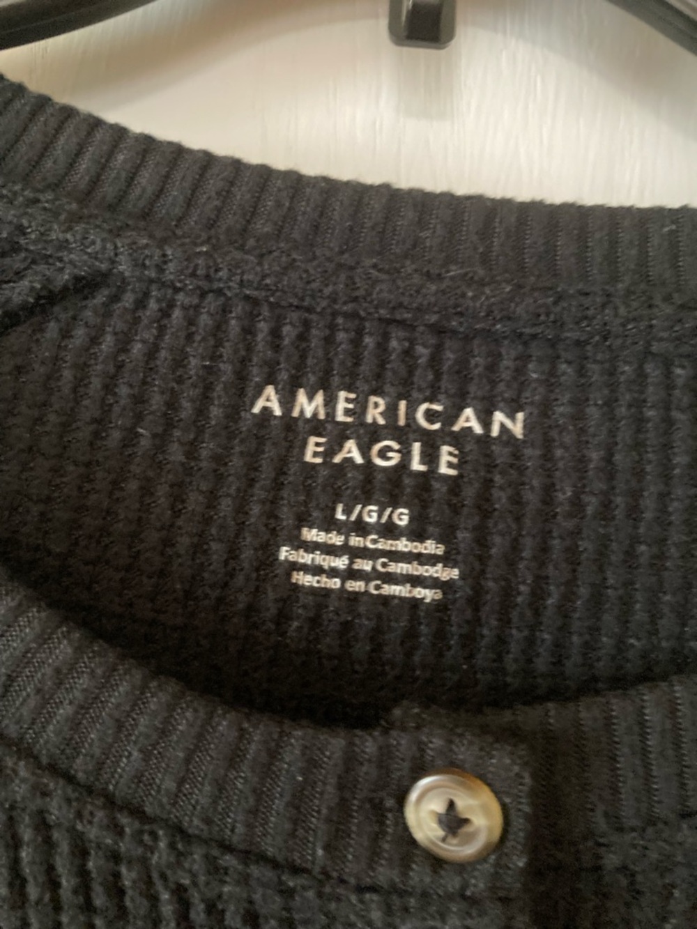 American Eagle Black Waffle Henley Shirt - Picture 3 of 3